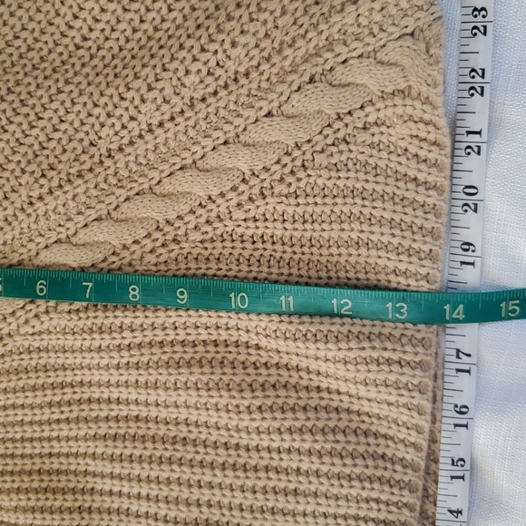 NWT 12th Tribe Cropped Turtleneck Cable Knit Sweater Size S/M - Picture 9 of 9